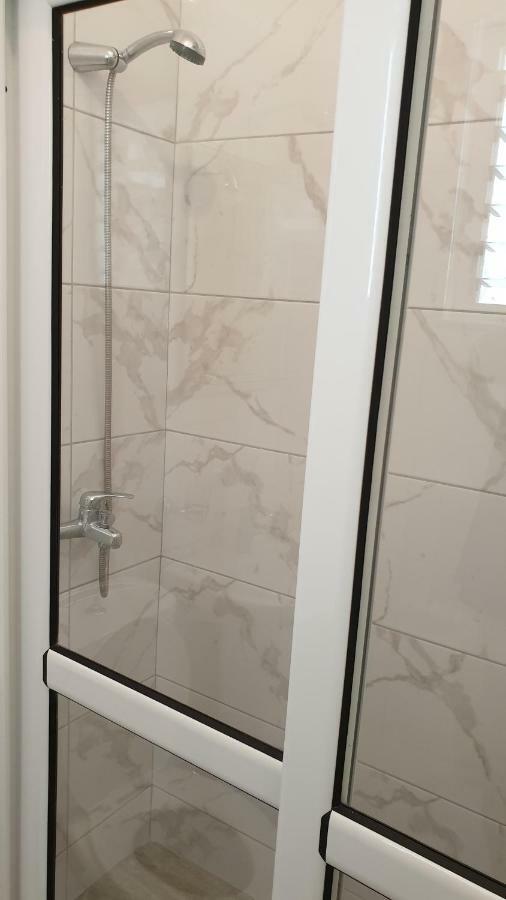 Luigi S Fairyview Apartment Saranda Dış mekan fotoğraf